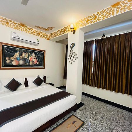 เทียร์ธ พาเลซ Hotel พุชการ์ ภายนอก รูปภาพ