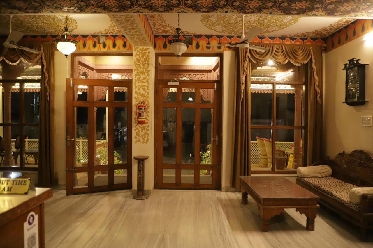 เทียร์ธ พาเลซ Hotel พุชการ์ ภายนอก รูปภาพ