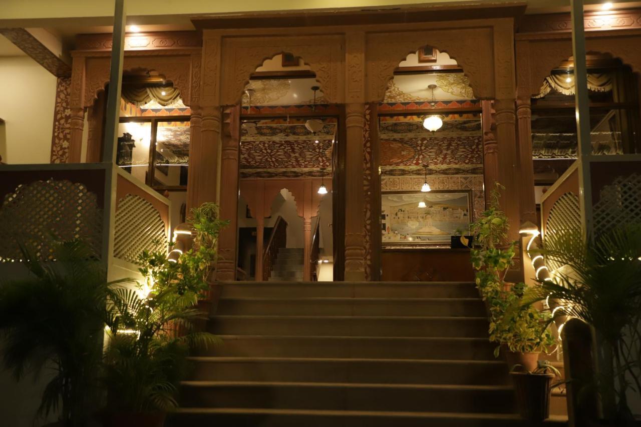 เทียร์ธ พาเลซ Hotel พุชการ์ ภายนอก รูปภาพ