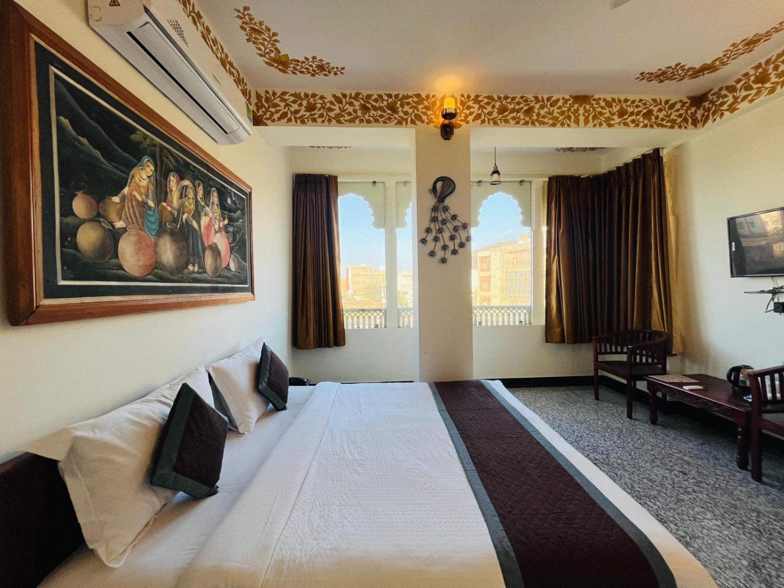 เทียร์ธ พาเลซ Hotel พุชการ์ ภายนอก รูปภาพ